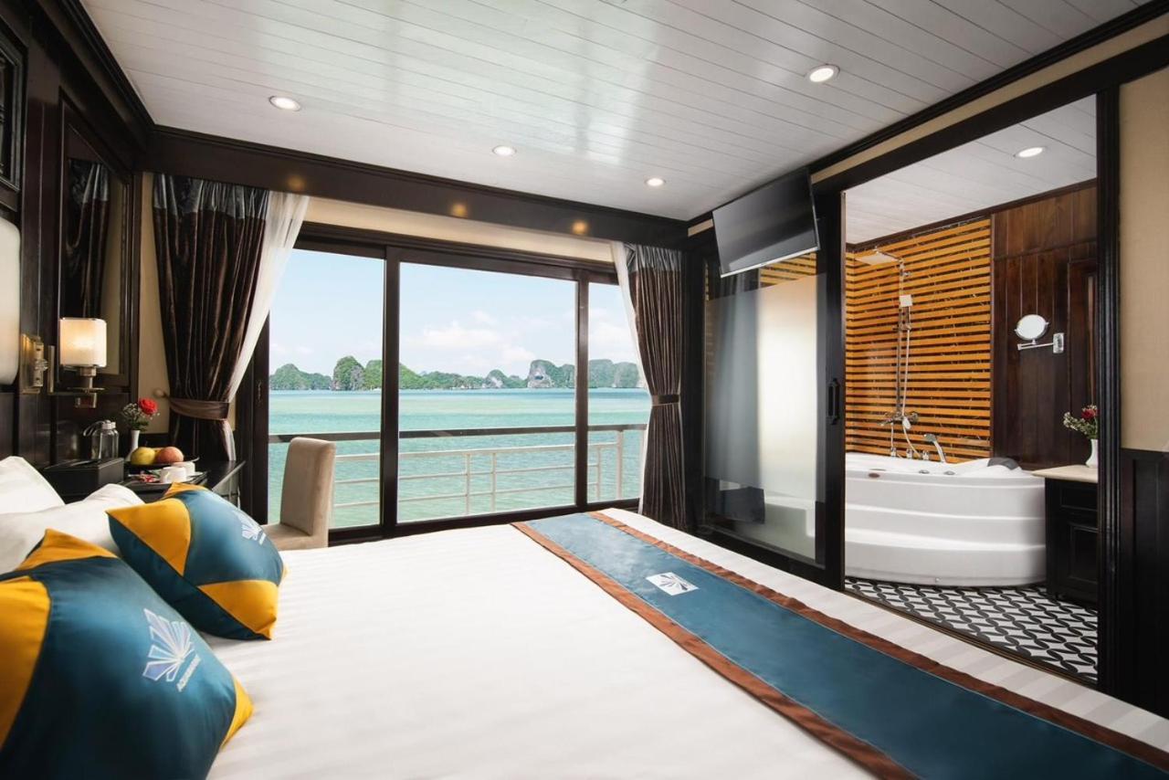 Aquamarine Premium Cruise Hotel Ha Long Exterior foto