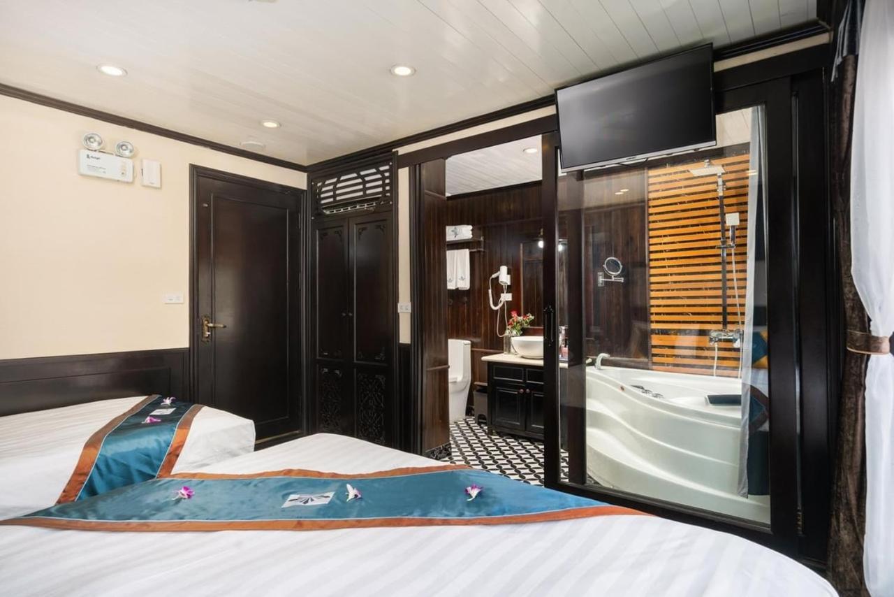 Aquamarine Premium Cruise Hotel Ha Long Exterior foto